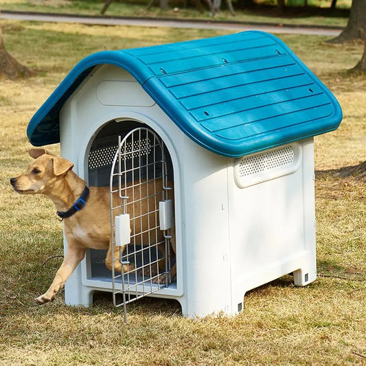 Plastic Dog House with Windows and Adjustable Sunroof